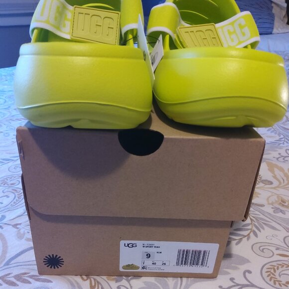 Ugg Sport Yeah Slingback Sandals Size 9 - Picture 8 of 11